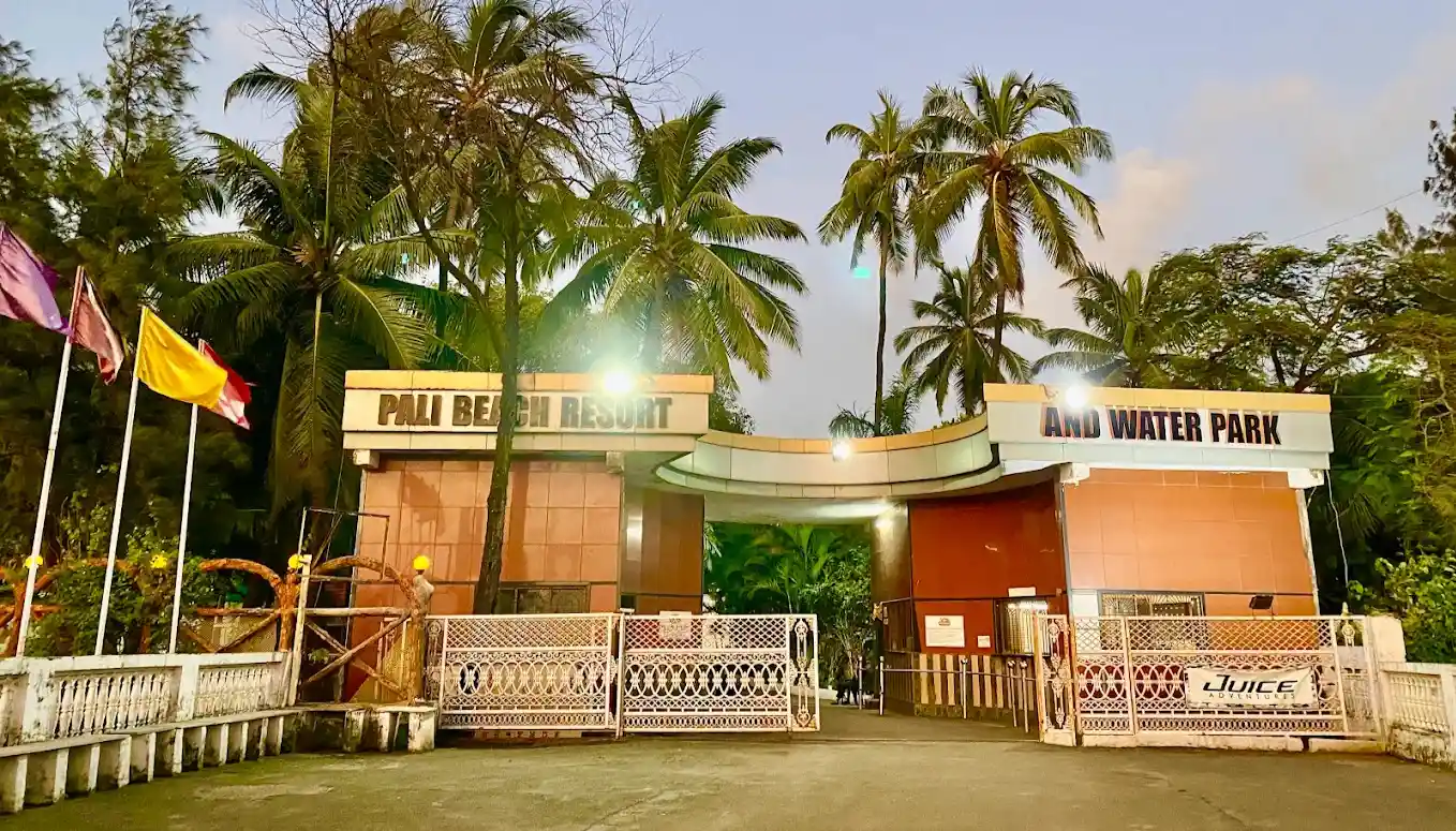 Pali Beach Resort & Waterpark